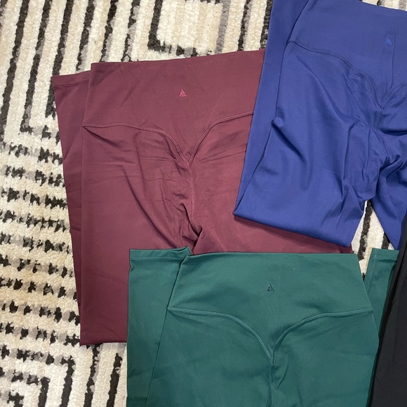 Vitality (balance athletica) cloud pant bundle all size MEDIUM NWOT - Picture 7 of 7